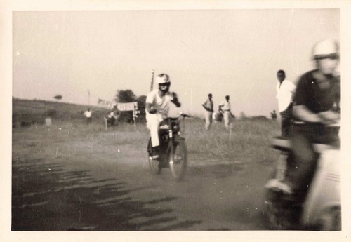 Ancienne photo circa 1960 moto - ancienne,