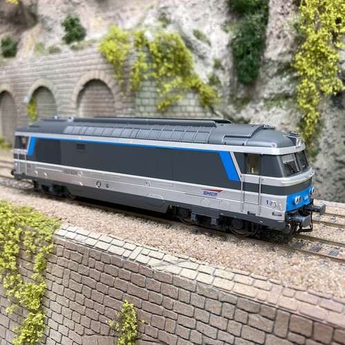 Locomotive diesel 167424 - locomotive, bb