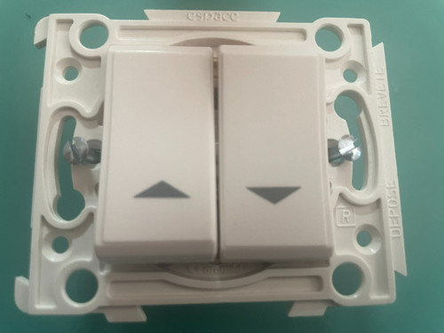 Arnould espace interrupteur - espace,