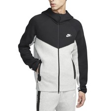 Nike Sweat à Capuche et Zip