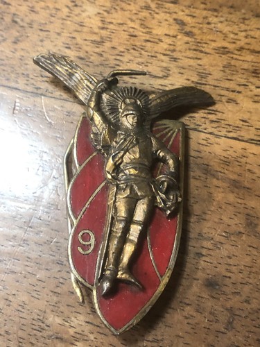 Insignes médailles militaire - médailles,