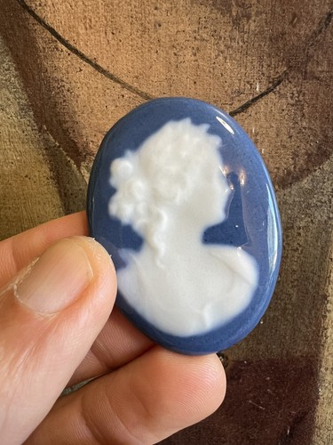 Médaillon camé porcelaine - médaillon, &