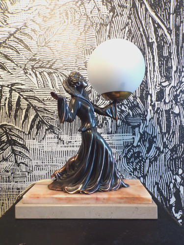 Lampe femme - lampe,