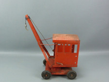 Véhicule miniature grue TRI-ANG Toy, Made in England.
