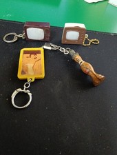 Lot de4 portes clefs EROTIQUE