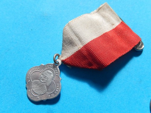 Medaille pelerinage cure d - ,