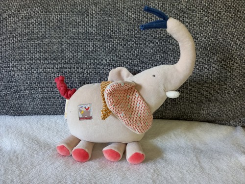 Doudou peluche musicale - c4,