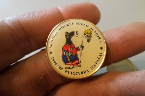 Badge pin broche hockey - broche, sur