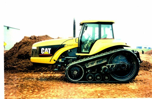 Photo caterpillar cat - caterpillar,