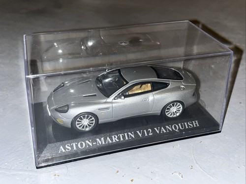 Voiture miniature aston - 1/43,