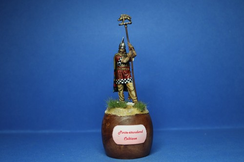 Figurine peinte pegaso réf - figurine,