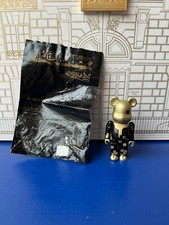 bearbrick 100% triiad medicom