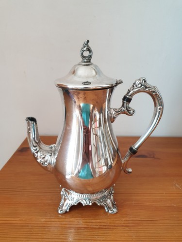 Verseuse ancienne anglaise - , en