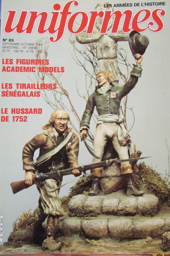 Revue uniformes militaire - uniformes,
