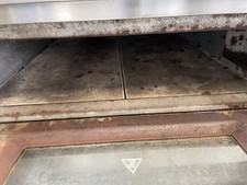 Pierre Four À Pizza