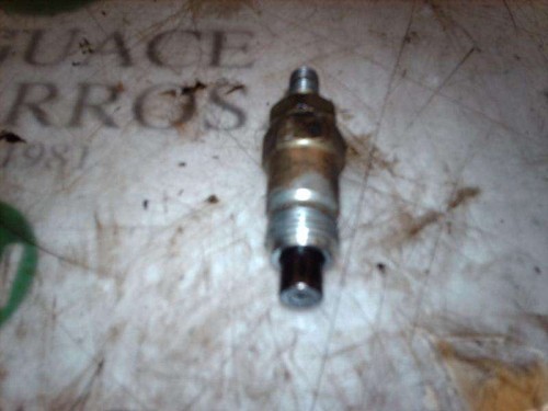 Injecteur 3680587 pour - /,