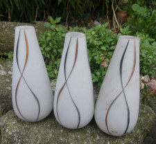 Arlus Lunel 3 Tulipes Opaline décor OR et Noir bon état 16,5cm haut Design 1950