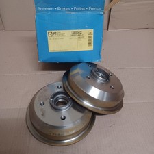 Paire de tambours arrière