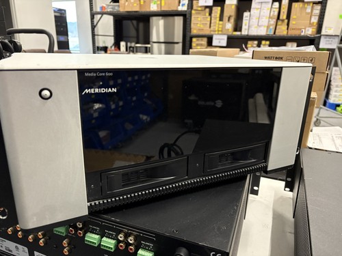 Meridian media core - core, 600