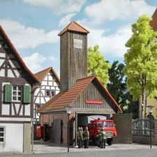 Busch 1453 HO Caserne De