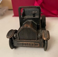 taille crayon ancien métal Thème Voiture Ancienne 1917