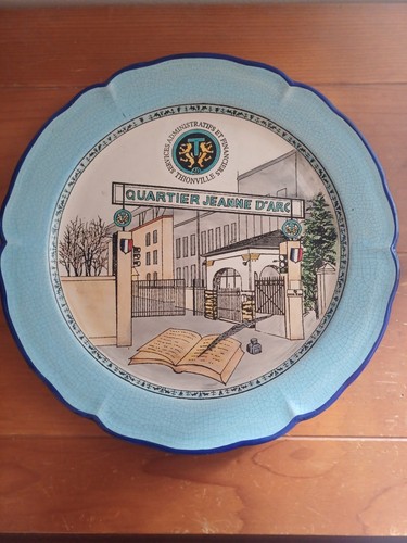 Grand plat bleu faïence de - faïence,
