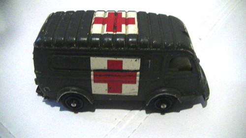 Ambulance renault 1000 - ambulance, kg