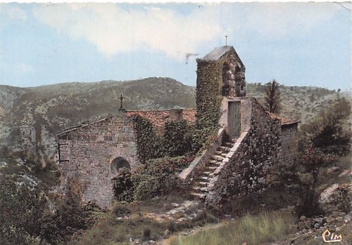 Evenos chapelle - 83-evenos-la,