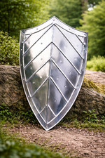 Bouclier médiéval en acier