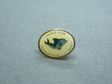 Pin's Epoxy SQUALE CLUB -
