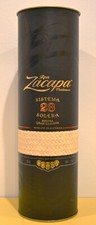 Etui pour bouteille de rhum "Zacapa". Grande réserve "Sistema 23 Solera".