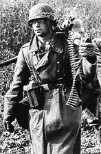 WW2 - Soldat allemand porteur