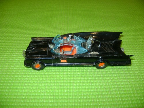 Corgi toys 267 batmobile - corgi,
