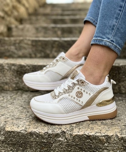 Sneakers pour femme - sneakers, blanches