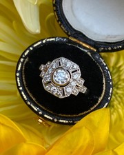 Bague de fiançailles art