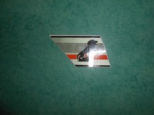 Autocollant droit boite à outils Peugeot 103 vert métallisé neuf ancien stock