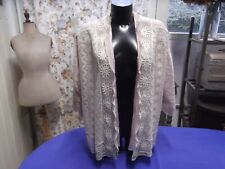 Vêtement ancien : Veste/Liseuse ancienne en tulle brodée. Début XXème siècle.