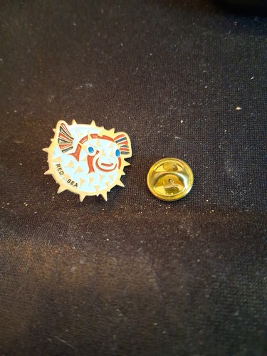 Pin pins médaille thème - pin's,