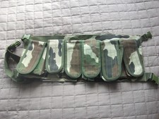 étui porte chargeur multiple  pour fusil automatique  militaria