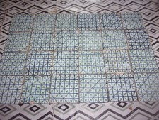 24 carreaux anciens en