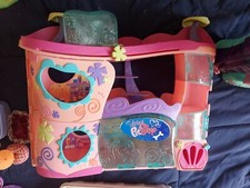 lot de 4 maisons et 72 pet