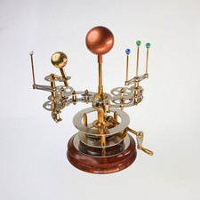 Ancien modèle Orrery en