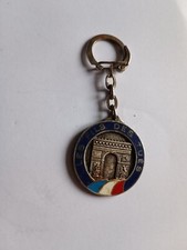 Porte-clés Militaire LES FILS DE TUES Arc de Triomphe Guerre keychain vintage 60