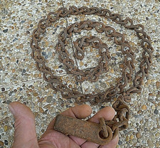 Chaîne ancienne fer forgé à