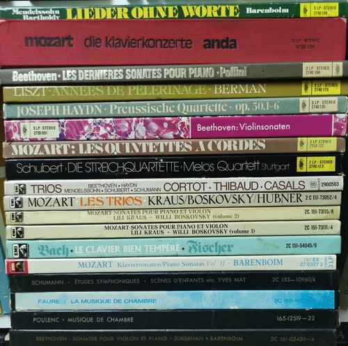 Lot coffrets boxsets - 18, /