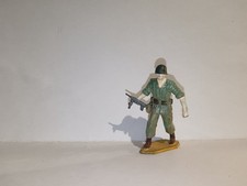 STARLUX militaire commando (ref 5329) mitraillette de coté