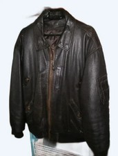 Blouson Aviateur cuir AVIREX.