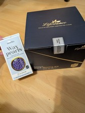 Appareil à cire avec perles de cire sans odeur