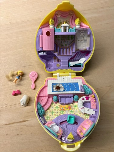 Polly pocket stylin salon - polly,