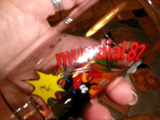 ANCIEN VERRE A MOUTARDE